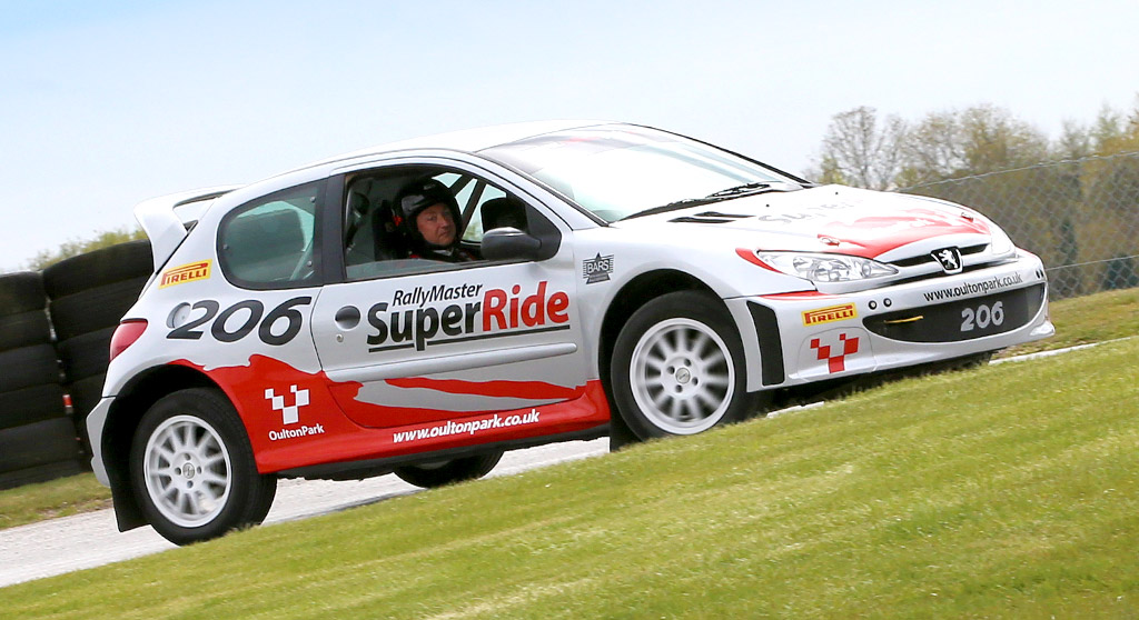 Rally SuperRide Peugeot 206 Image 1